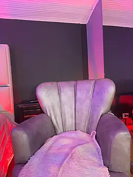 Snapshot of BellaFernandez__ chatting on June 23, 12:47 pm BellaFernandez online show from June 23, 12:47 pm