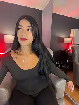 BellaFernandez   online show from April 13, 1:26 pm