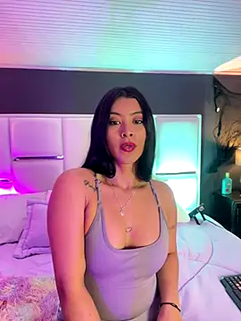 BellaFernandez   online show from October 27, 12:39 pm