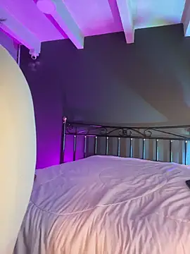 BellaFernandez   online show from March 29, 11:56 am