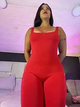 BellaFernandez   online show from April 8, 1:12 pm