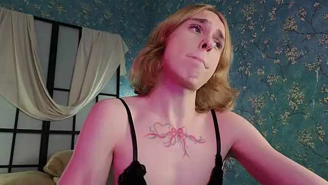 BarbieRichy online show from September 28, 6:04 pm