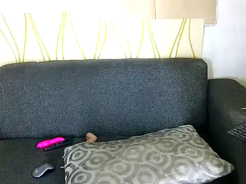 Snapshot of Pickinglady21 chatting on October 1, 6:29 am Pickinglady21 online show from October 1, 6:29 am