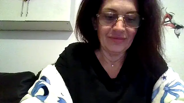 RubyyRosee online show from April 21, 5:47 am