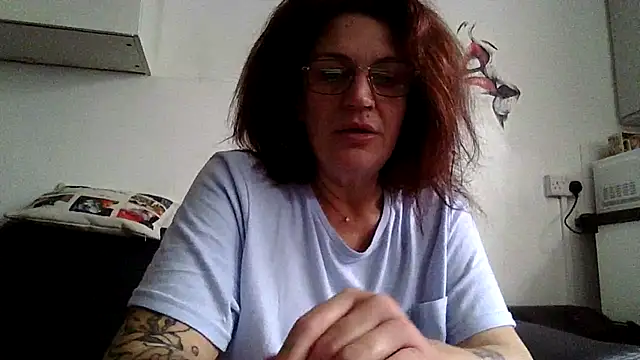 RubyyRosee online show from April 27, 9:40 am
