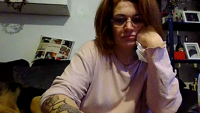 RubyyRosee online show from December 14, 11:05 am