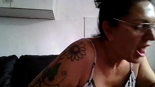 RubyyRosee online show from June 29, 8:54 am