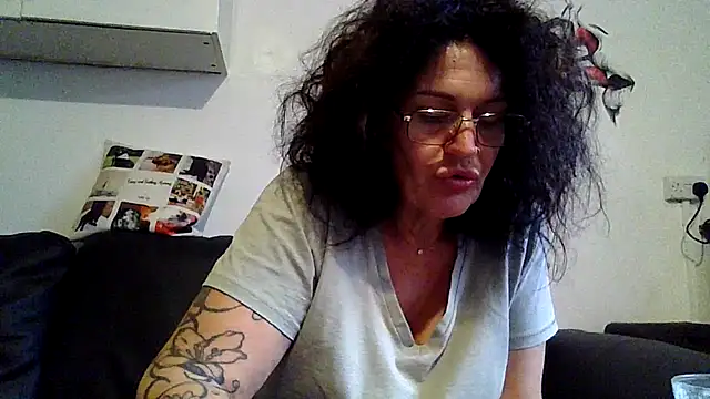 RubyyRosee online show from June 11, 5:37 am