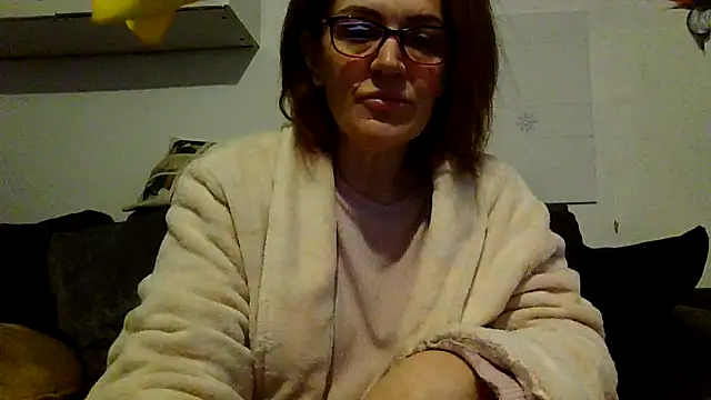 RubyyRosee online show from December 1, 9:32 am