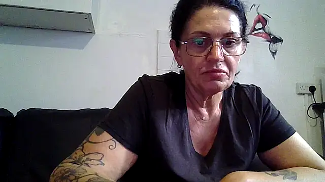 RubyyRosee online show from July 9, 6:03 am