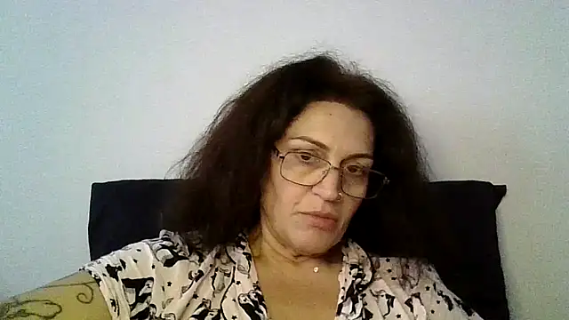 RubyyRosee online show from October 9, 1:22 pm