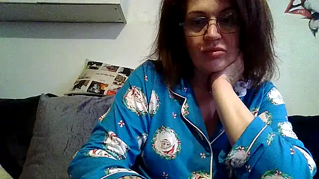 RubyyRosee online show from February 12, 9:09 am