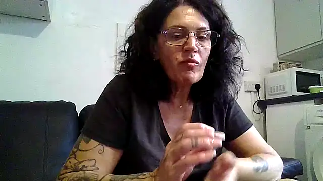 RubyyRosee online show from July 10, 6:02 am
