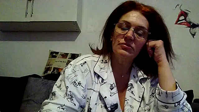 RubyyRosee online show from April 13, 5:44 am