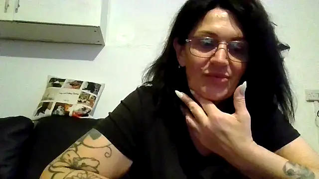 RubyyRosee online show from June 4, 5:34 am