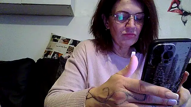 RubyyRosee online show from February 16, 10:25 am