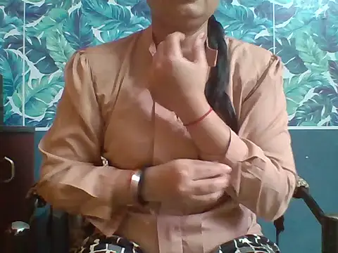 Marathi q4een01 online show from January 7, 6:40 am