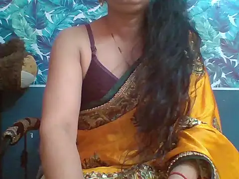 Snapshot of Marathi_q4een01 chatting on October 15, 4:00 am Marathi q4een01 online show from October 15, 4:00 am