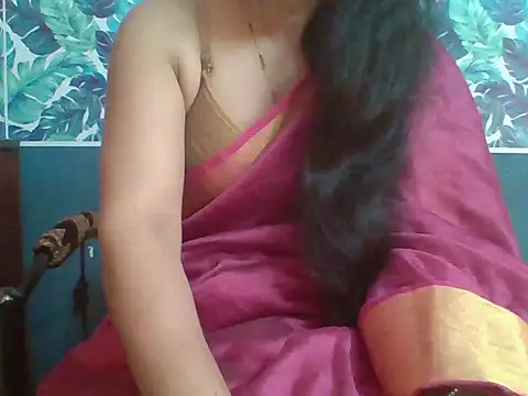 Snapshot of Marathi_q4een01 chatting on October 14, 4:24 am Marathi q4een01 online show from October 14, 4:24 am