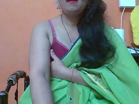 Marathi q4een01 online show from March 8, 5:55 am