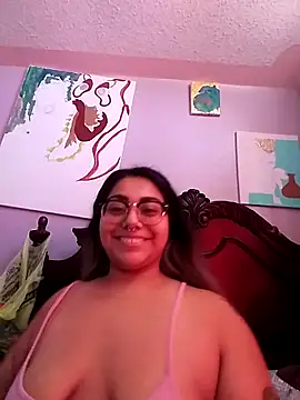 Snapshot of Lovelyrainn chatting on September 21, 2:44 pm Lovelyrainn online show from September 21, 2:44 pm