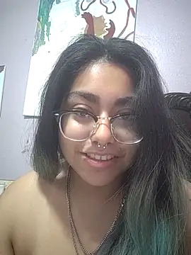 Lovelyrainn online show from November 13, 12:31 pm