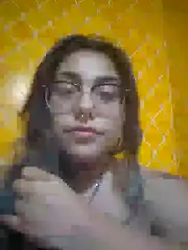 Lovelyrainn online show from November 4, 5:55 am