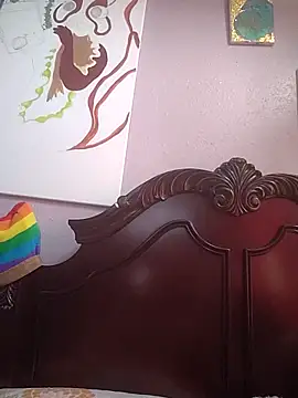 Lovelyrainn online show from November 1, 2:00 pm