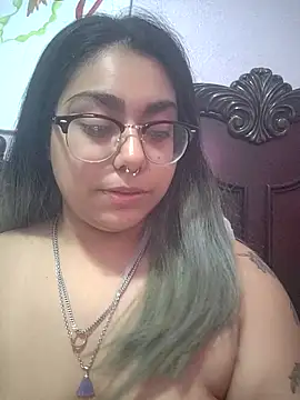 Lovelyrainn online show from November 8, 11:08 pm