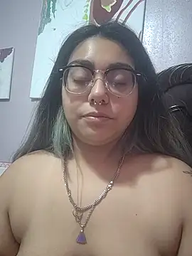 Lovelyrainn online show from November 21, 7:07 am