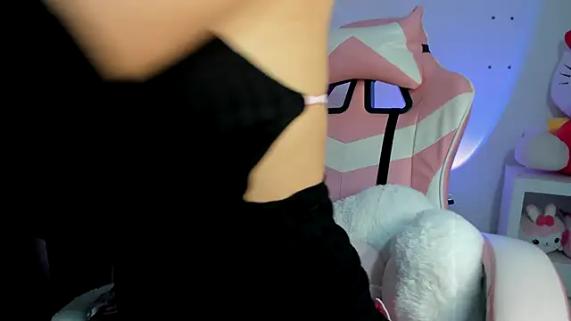 Snapshot of akame_meow chatting on September 25, 12:33 pm akame meow online show from September 25, 12:33 pm