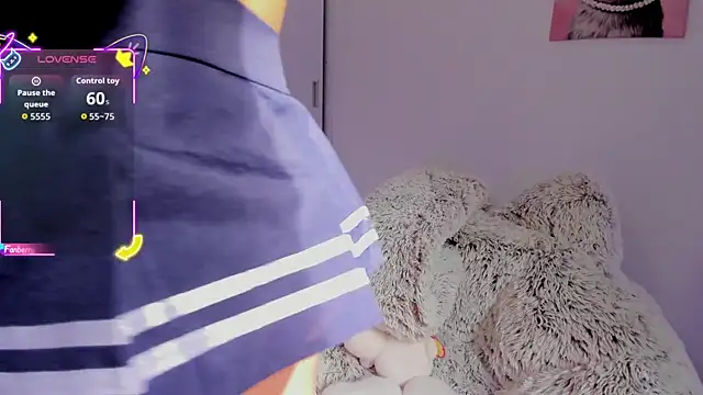 akame meow online show from December 19, 1:35 pm