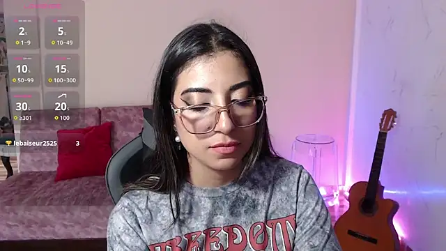 Susanahendrix online show from March 15, 6:15 pm