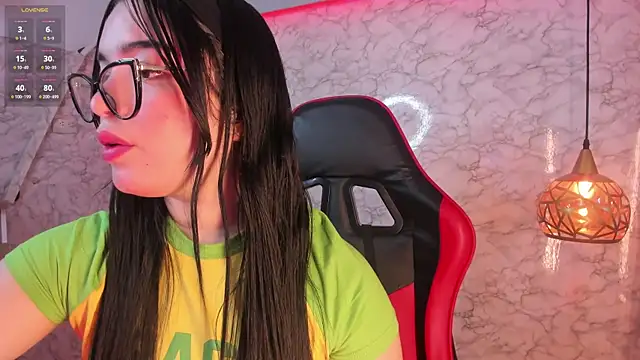 KateLee online show from January 13, 6:06 am