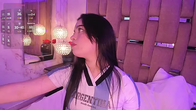 Snapshot of KateLee chatting on November 22, 2:27 pm KateLee online show from November 22, 2:27 pm