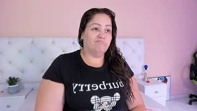 katte landerr online show from November 13, 12:53 pm