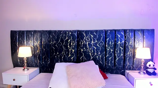 katte landerr online show from February 7, 12:57 pm