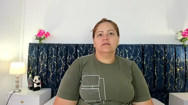 katte landerr online show from May 26, 12:58 pm