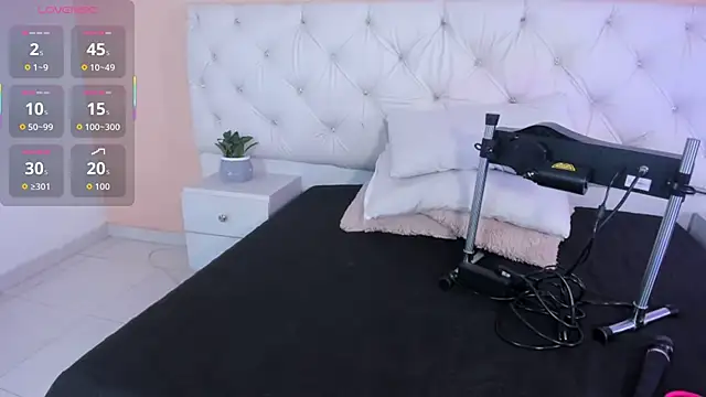 katte landerr online show from November 21, 1:21 pm