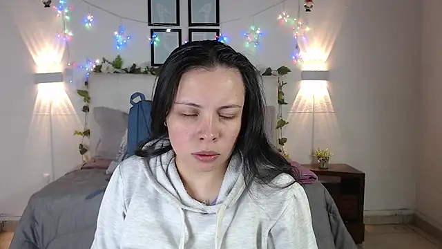 Megan 05  online show from February 10, 3:11 pm