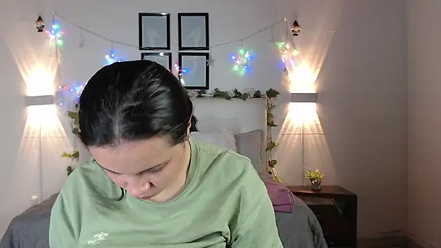 Megan 05  online show from March 23, 7:03 pm