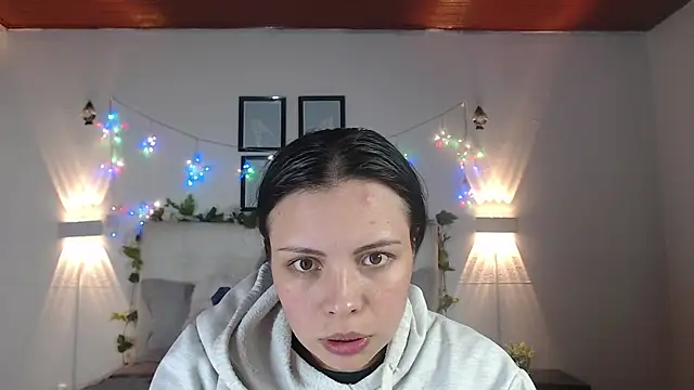 Megan 05  online show from April 9, 7:09 pm