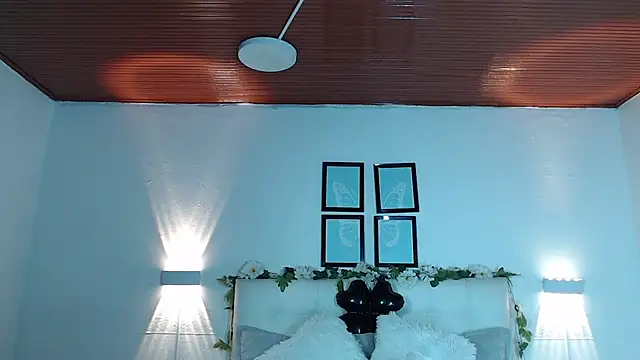 Megan 05  online show from November 22, 7:35 pm