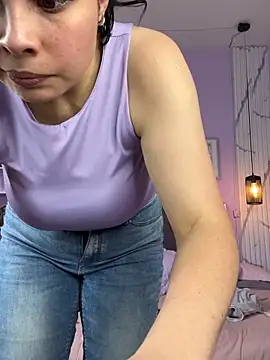 Megan 05  online show from June 3, 7:40 pm
