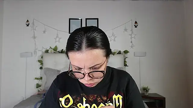 Megan 05  online show from March 4, 6:59 pm