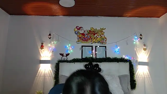 Megan 05  online show from December 17, 6:57 pm