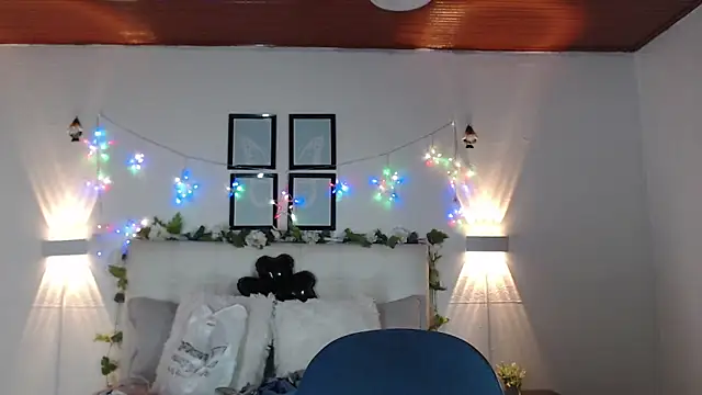 Megan 05  online show from March 24, 7:03 pm