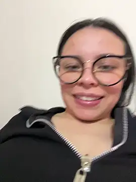 Megan 05  online show from April 26, 1:52 pm