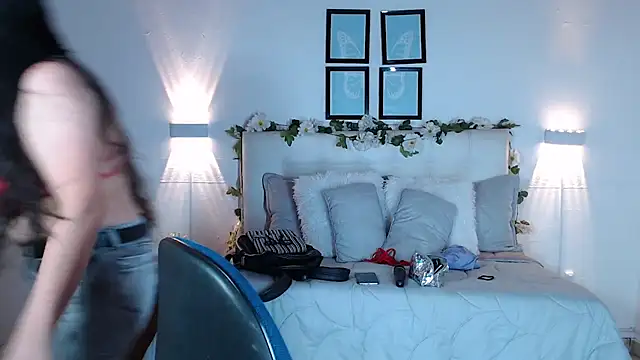 Megan 05  online show from October 12, 6:09 pm