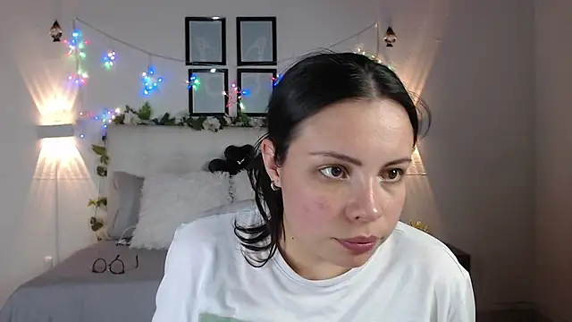 Megan 05  online show from April 28, 6:45 pm